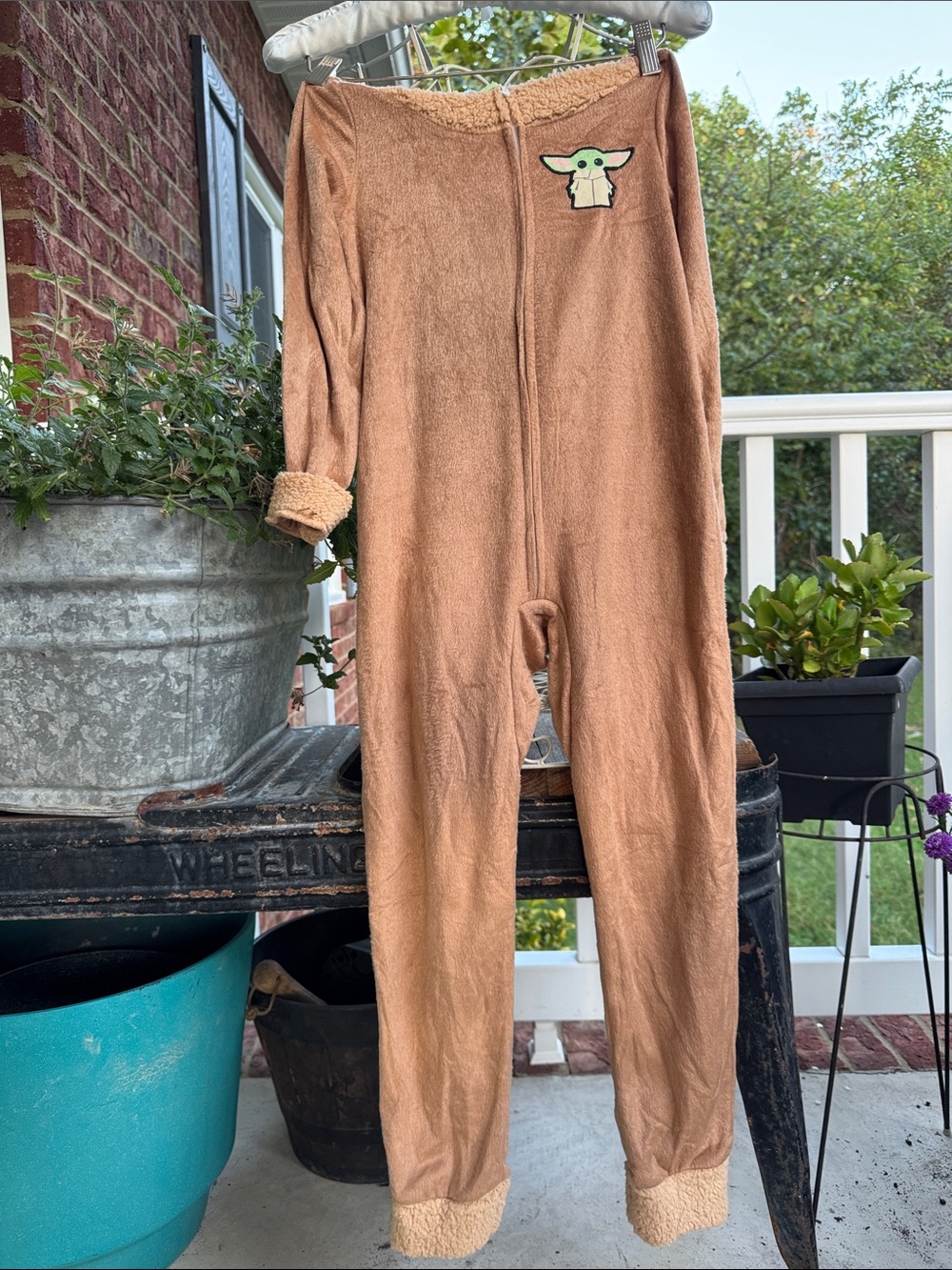 Kid's Star Wars Tan Fleece Baby Yoda One-Piece. Size 8
